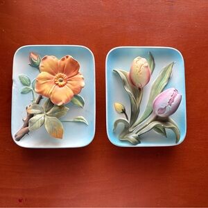 2 Vintage 3D Decorative Wall Plaques in a Matte Glaze Tulip and Rose 4.75x6”